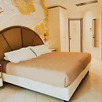 Hotel President